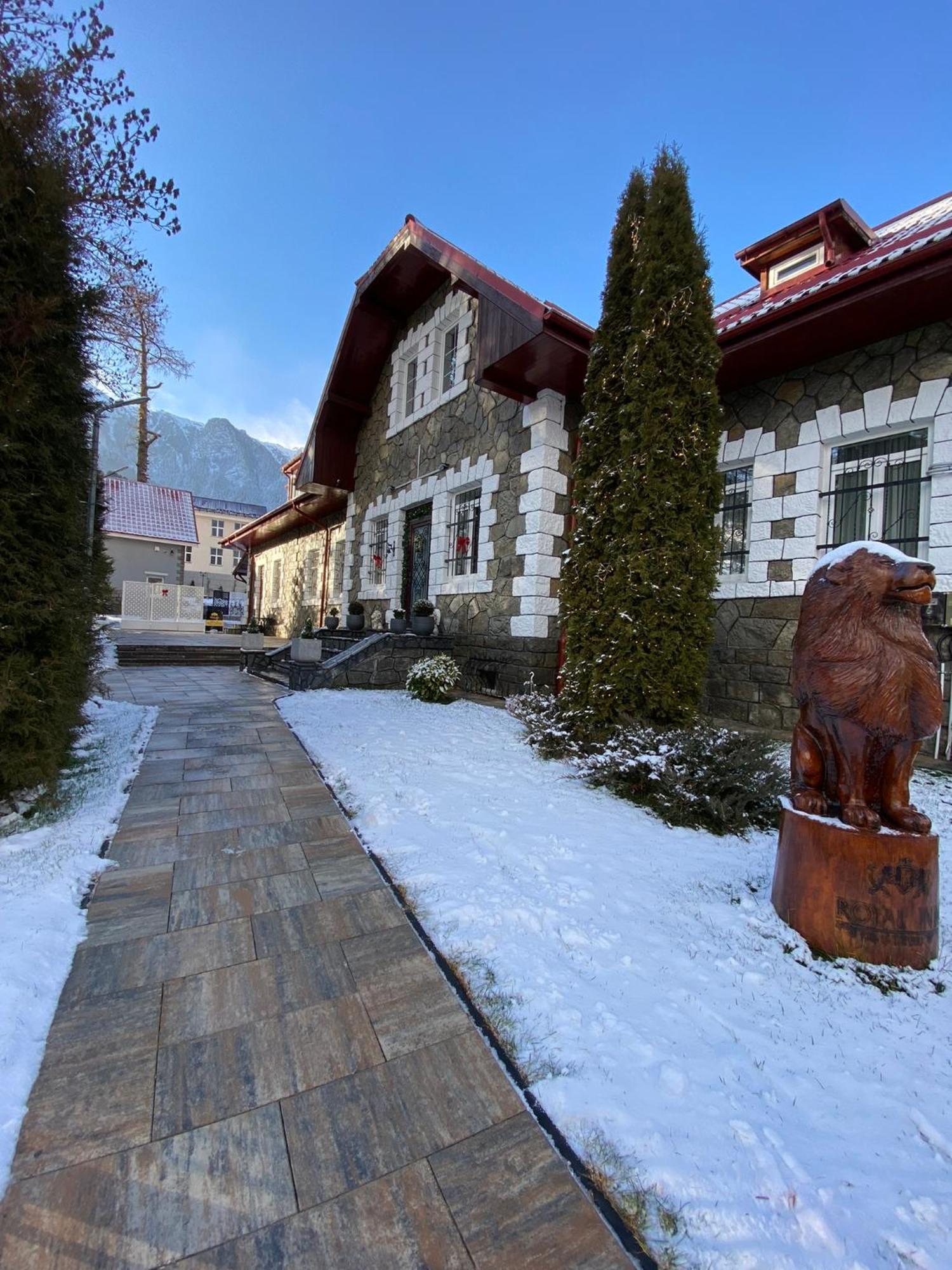 Royal Inn Busteni-Adults Only Buitenkant foto